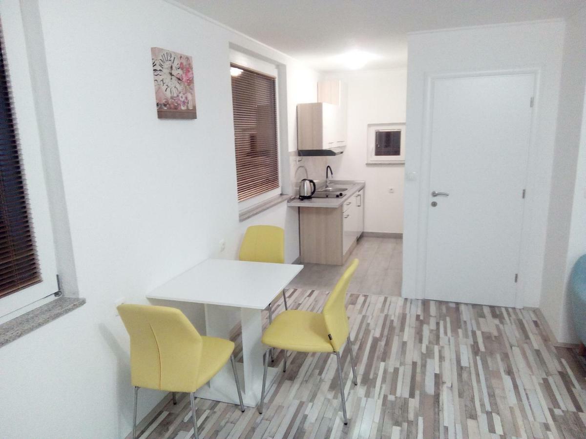 Studio Apartman Matkovic Imotski Luaran gambar
