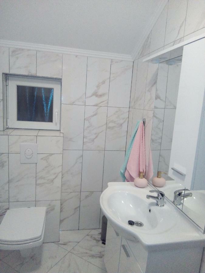 Studio Apartman Matkovic Imotski Luaran gambar